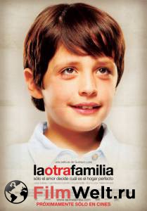     / La otra familia / (2011)