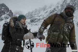 Смотреть онлайн фильм Между нами горы 2017