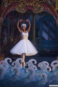      The Nutcracker and the Four Realms   