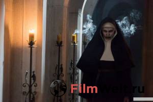 Смотреть увлекательный фильм Проклятие монахини онлайн