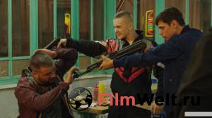 онлайн кадр Пираньи Неаполя 2019 онлайн кадр из фильма