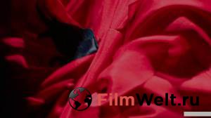Онлайн кино Маленькое красное платье